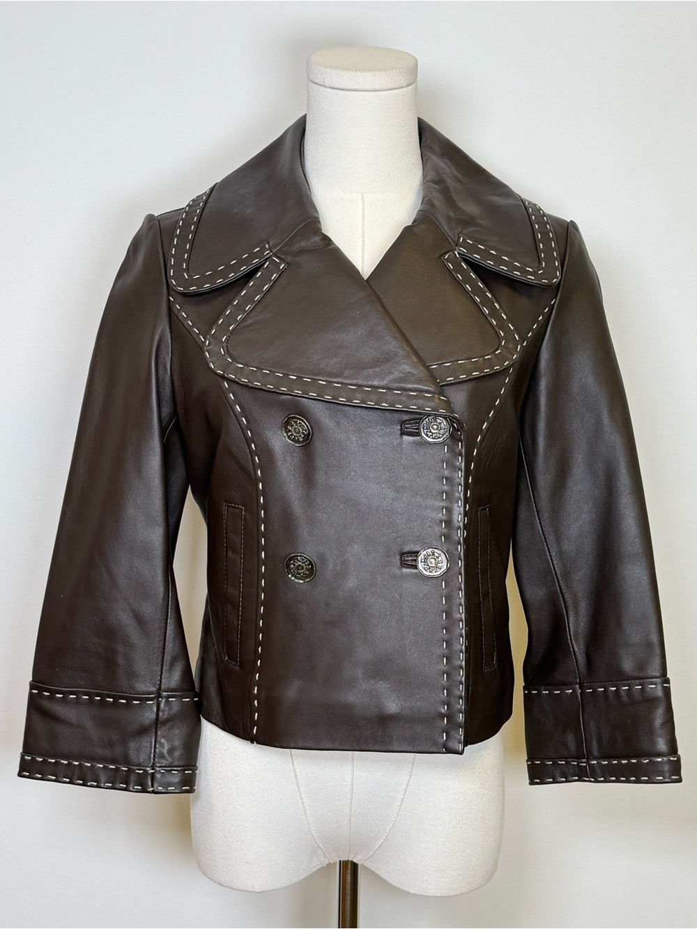 Vintage 1990’s Wilsons Leather Brown Cropped Leather Jacket Women’s Size Small